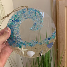 Charger l&#39;image dans la galerie, Suncatcher en verre de mer - Ornement de plage de vague de crash d’océan