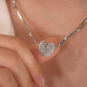Pendentif cœur magnétique serti de diamants
